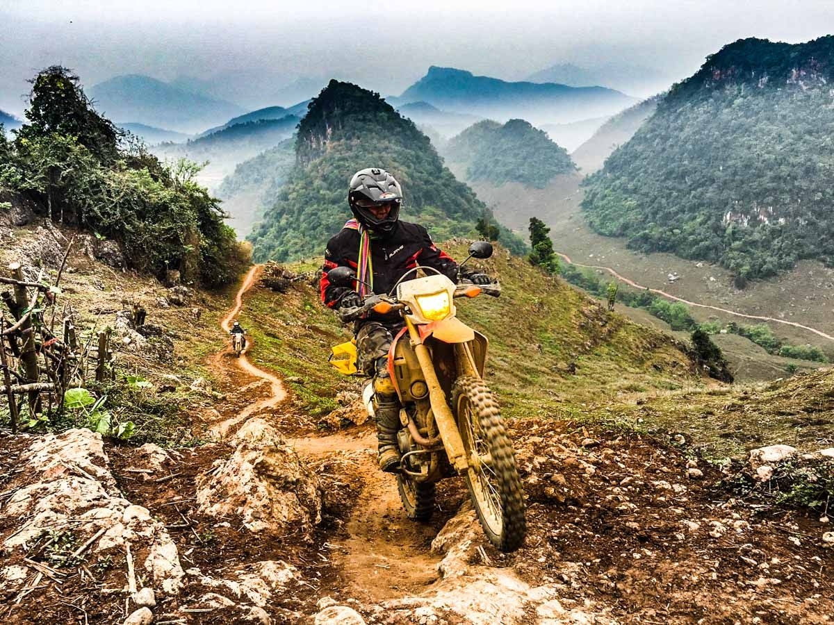 How to catch taxi and motorbike in Vietnam ?